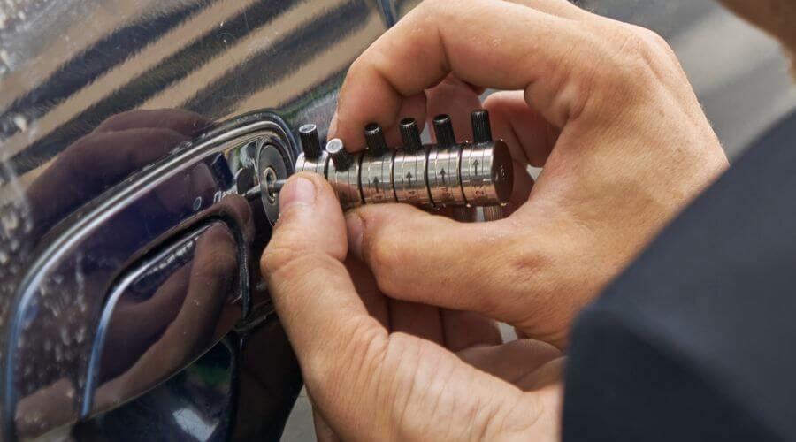 Professional metal roof installation in Lincoln City, IN